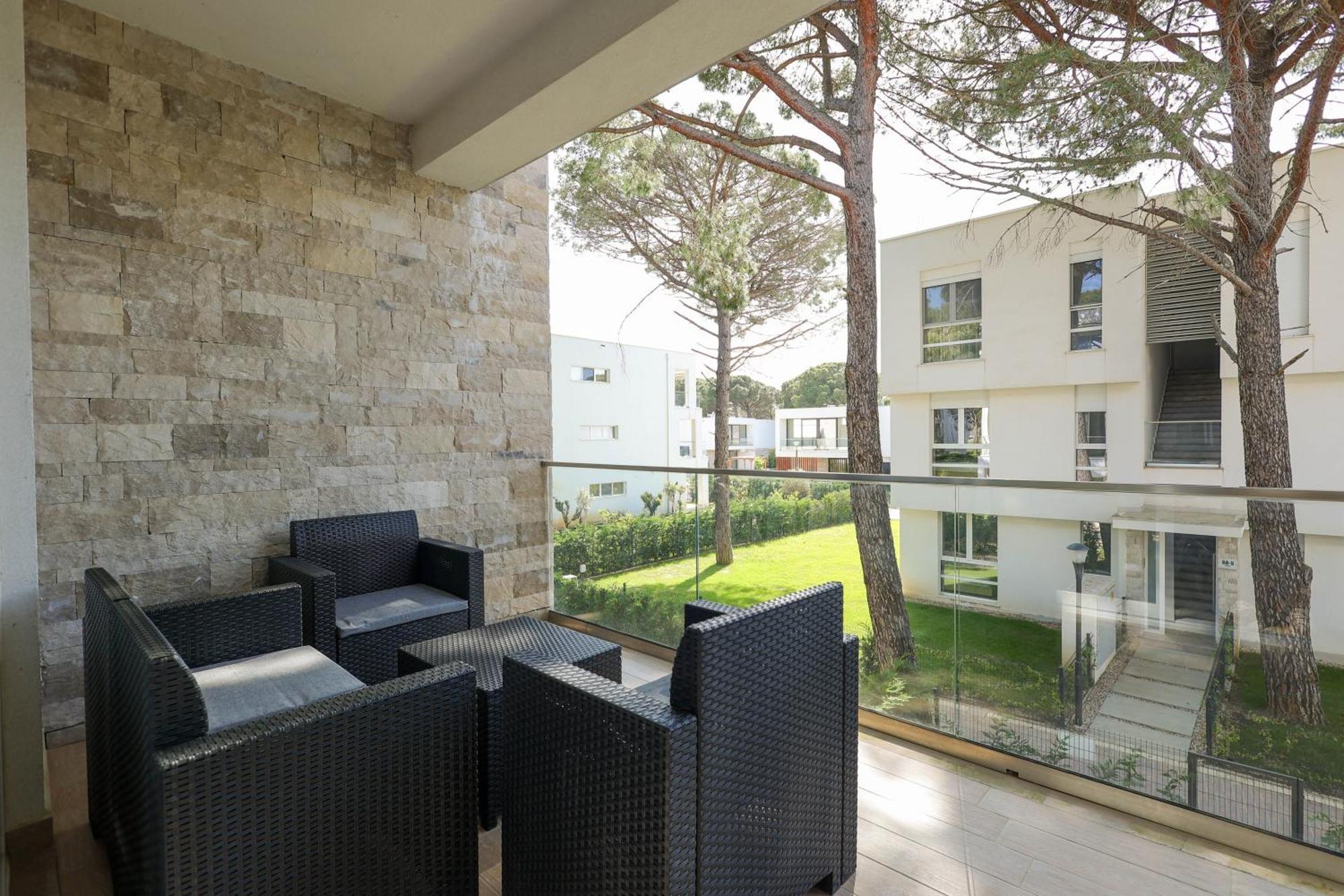 Sanpietro Vacation Apartments Durrës Exterior foto